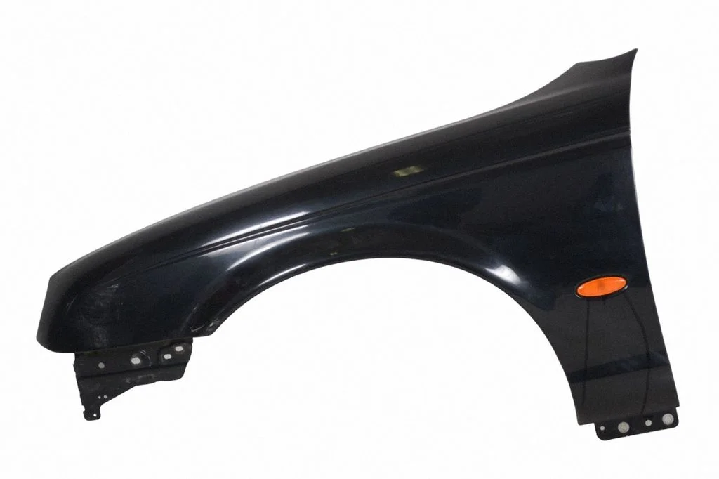 Fender – front left