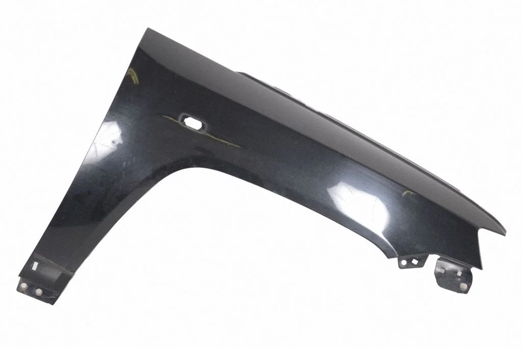 Fender – front right