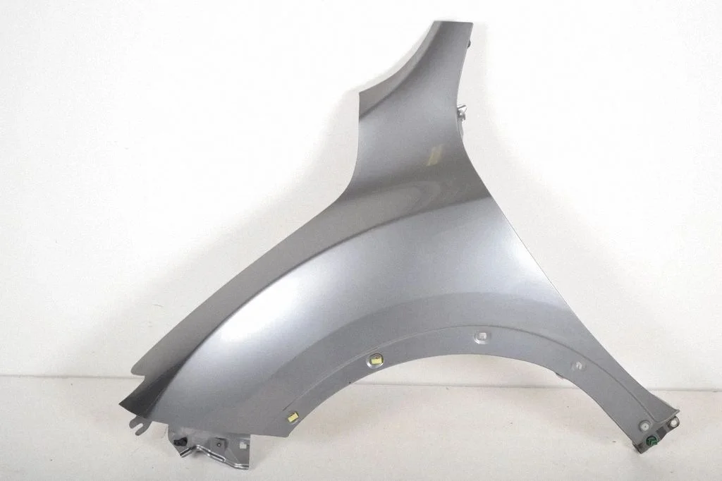Fender – front left