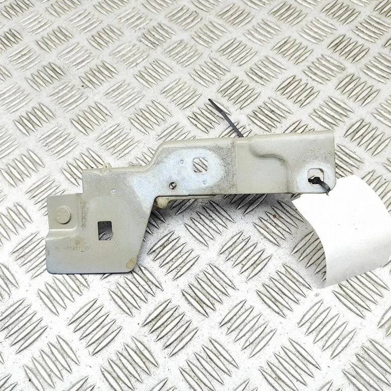 Fender mounting bracket – Renault Zoe (2012-)