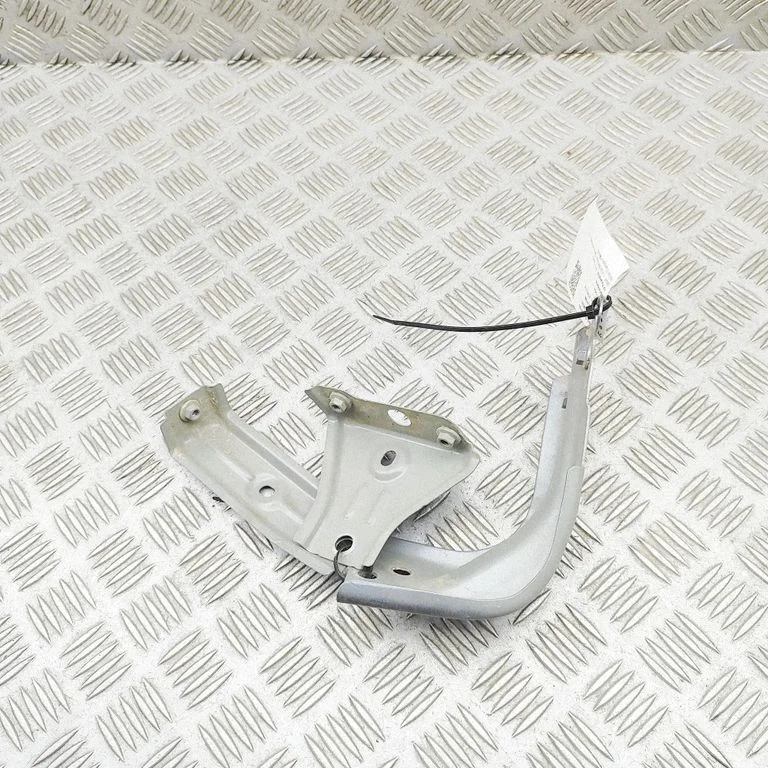 Fender mounting bracket – BYD Seal U (2024-)