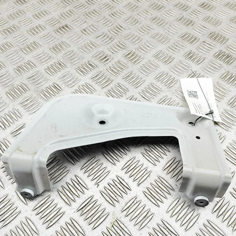 Fender mounting bracket – BMW X5M G05 F95 (2019-)