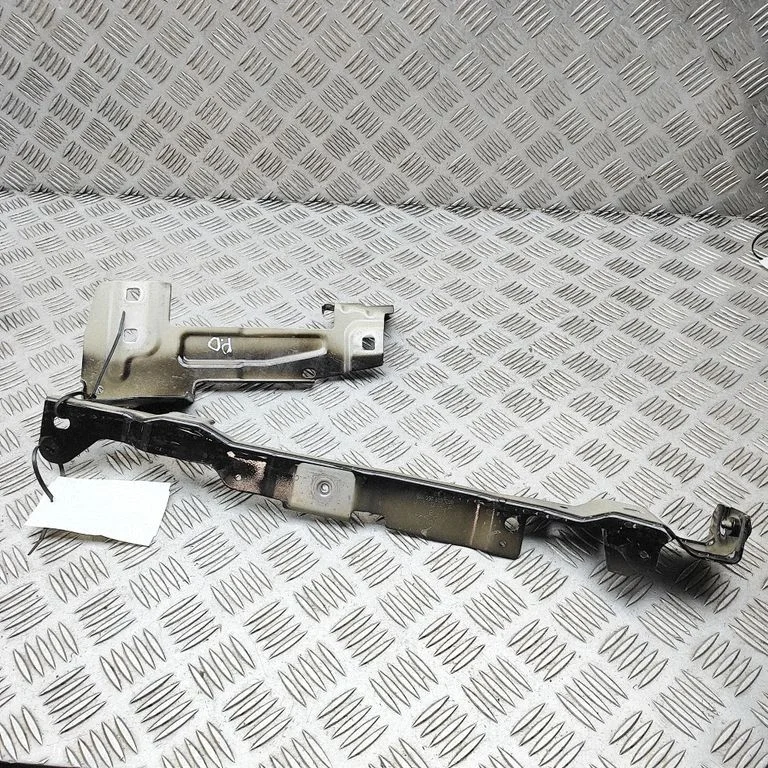 Fender mounting bracket – Mercedes-Benz EQS V297 (2021-)