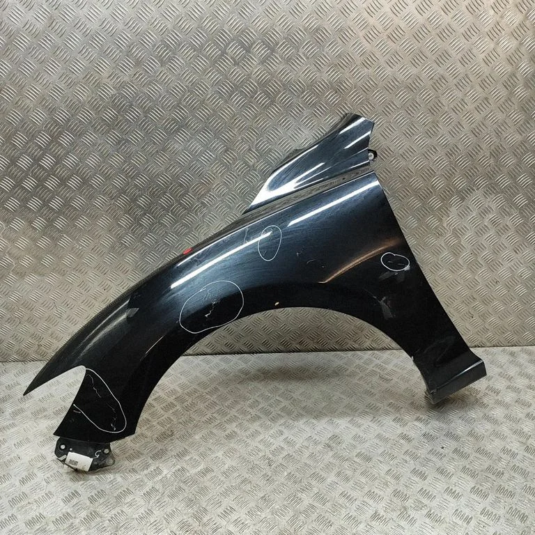 Błotnik GHP952211A