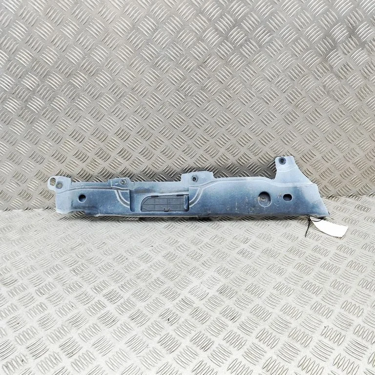 Wspornik błotnika HY3216150AA