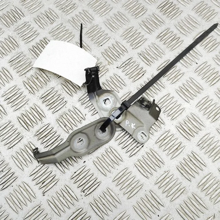 Fender mounting bracket – BMW 5 Series F10 F11 (2009-2016)