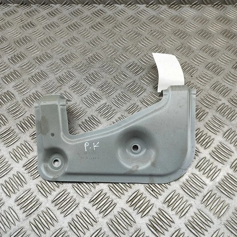 Fender mounting bracket – BMW X5M G05 F95 (2019-)