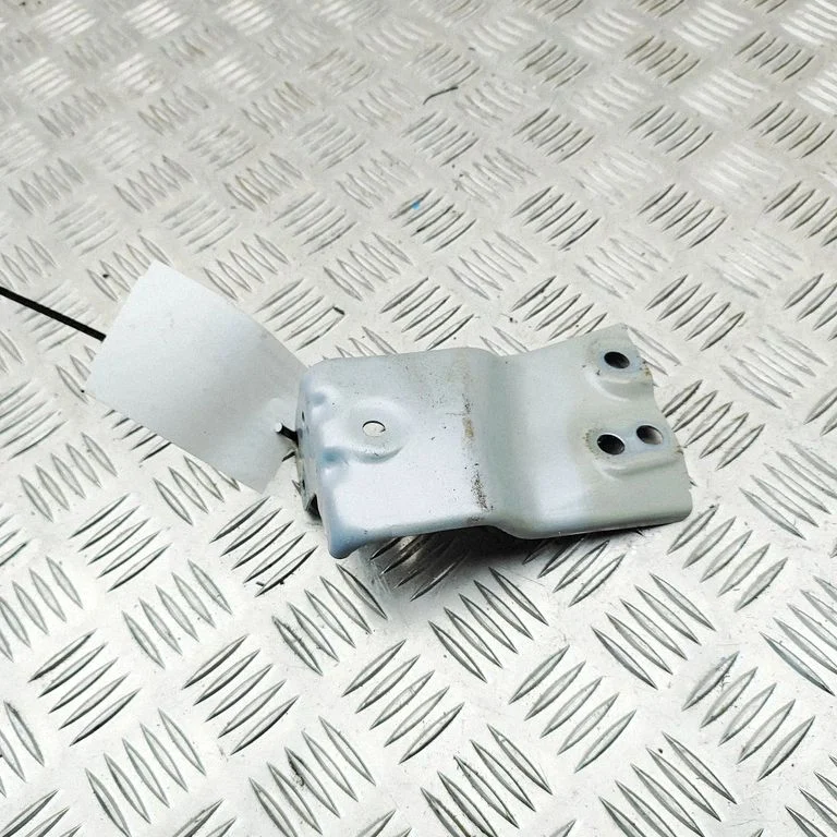 Spārna kronšteins SC2E5301627