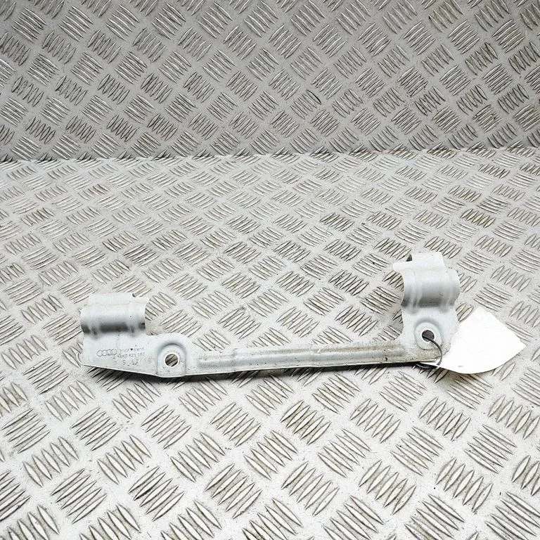 Fender mounting bracket – Audi RS6 C8 (2019-)