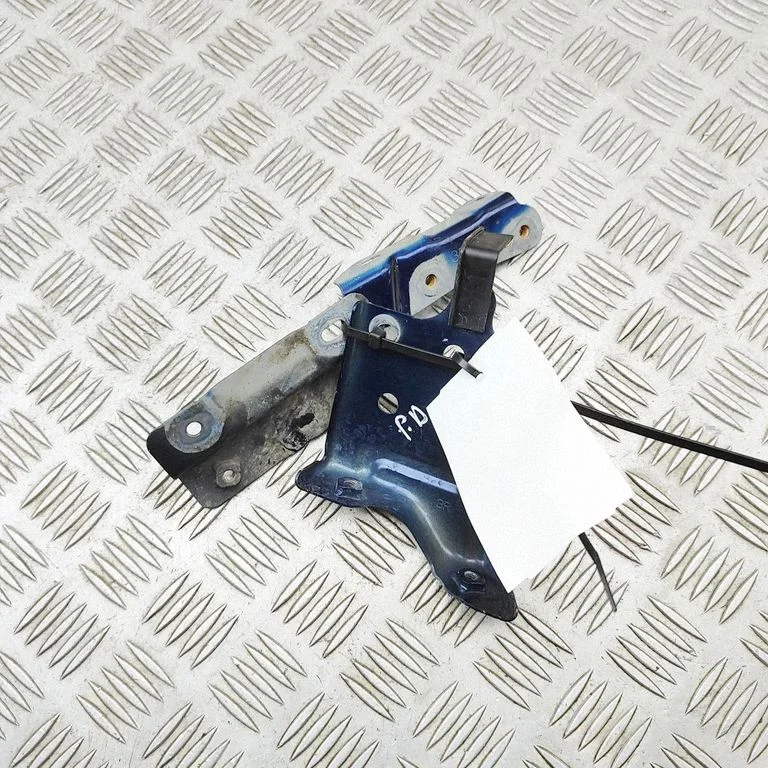 Fender mounting bracket 5373142080