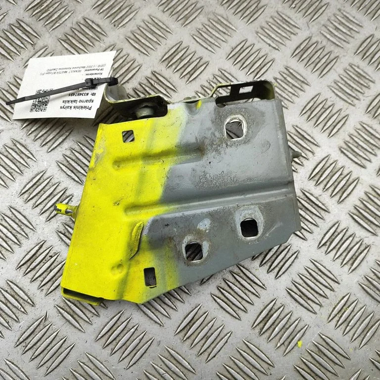 Poritiiva kinnitusklamber – Renault Master III (2010-2024)