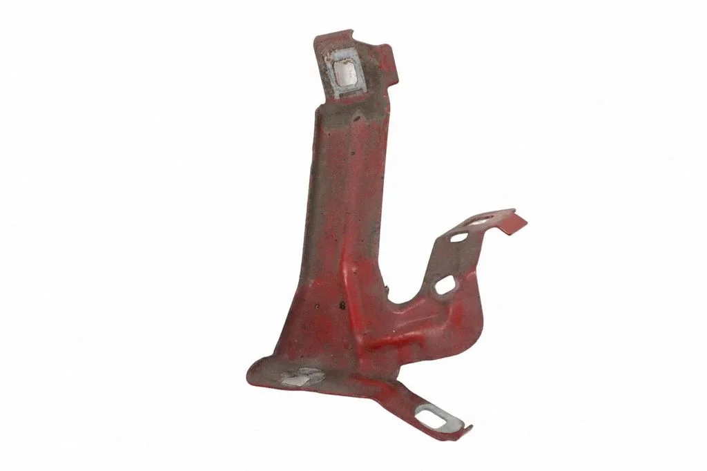 Fender mounting bracket – front left