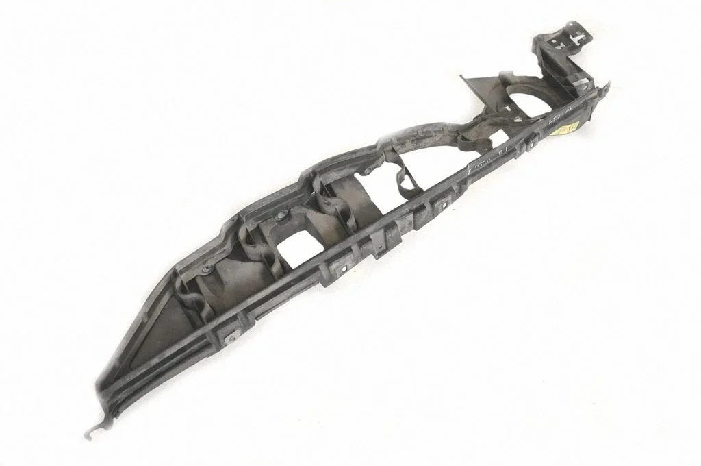 Fender mounting bracket – BMW X5 E70 (2006-2013)
