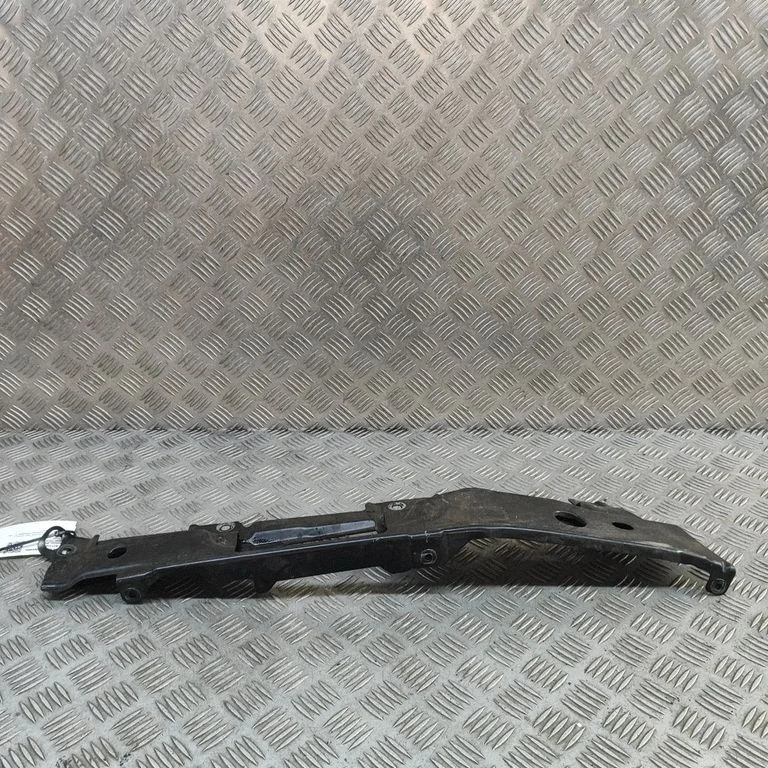 Poritiiva kinnitusklamber HY3216150AB