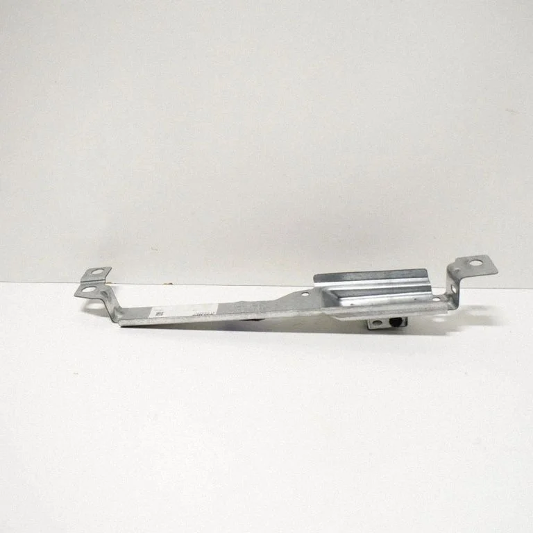 Fender mounting bracket – Volvo XC60 (2017-)