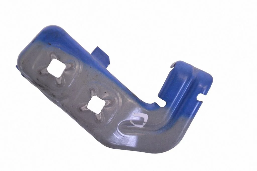 Fender mounting bracket 7255822