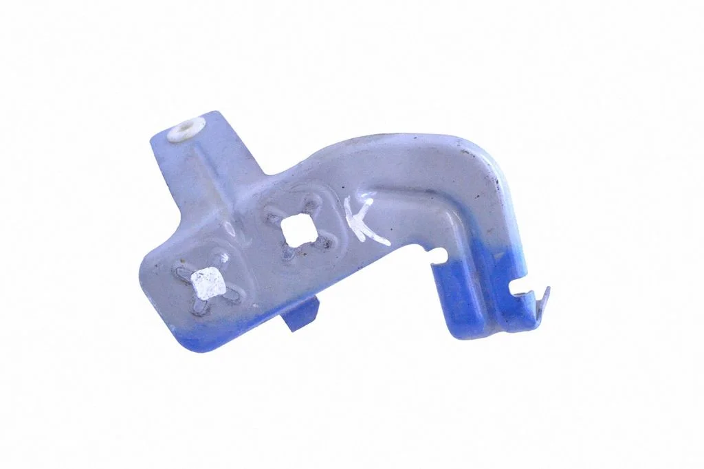 Fender mounting bracket 7255821