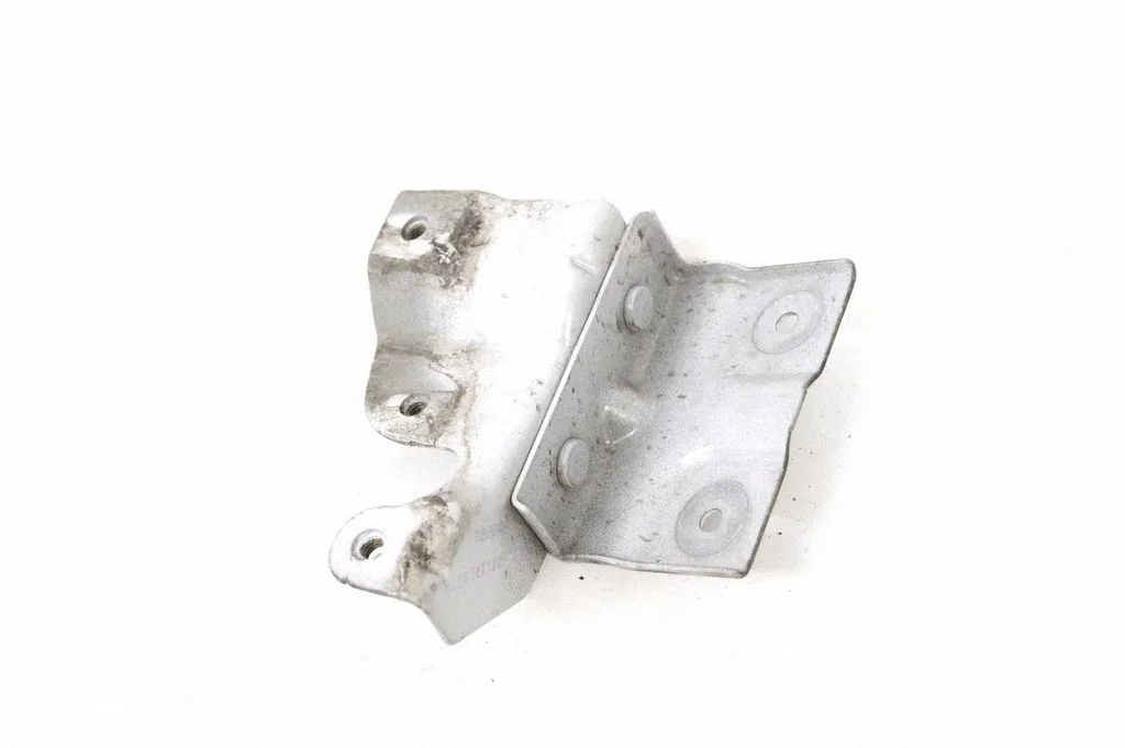 Spārna kronšteins EJ3216E128A