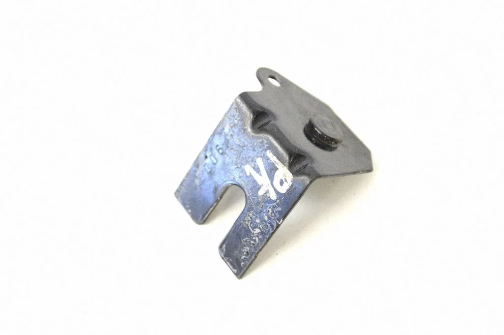 Poritiiva kinnitusklamber AW9316C077AE