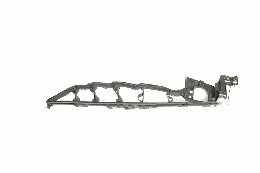 Fender mounting bracket – BMW X5 E70 (2006-2013)