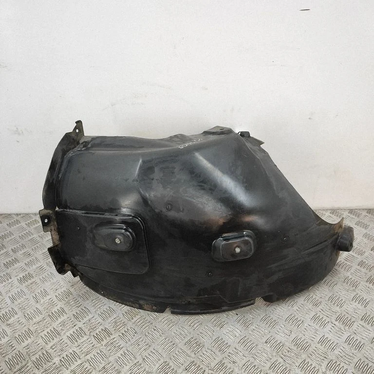 Priekšējais riteņa arkas dubļusargs A9106840300