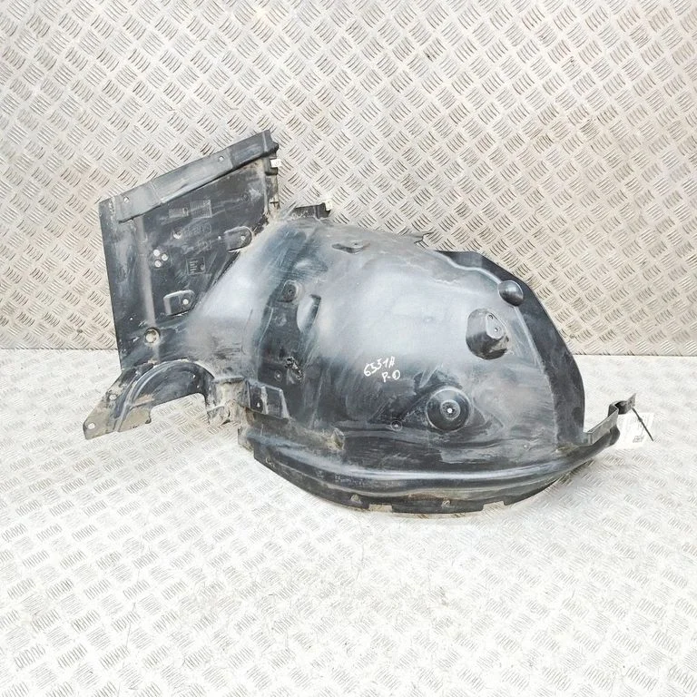 Front wheel arch liner splash guards 7488444