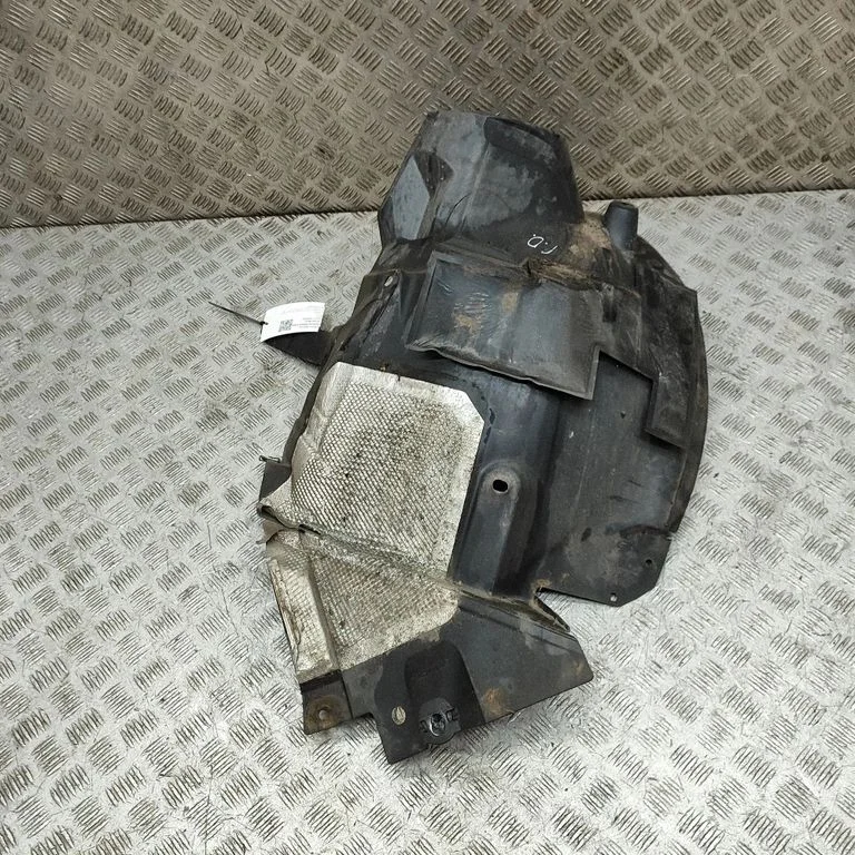 Front wheel arch liner splash guards A2076901230