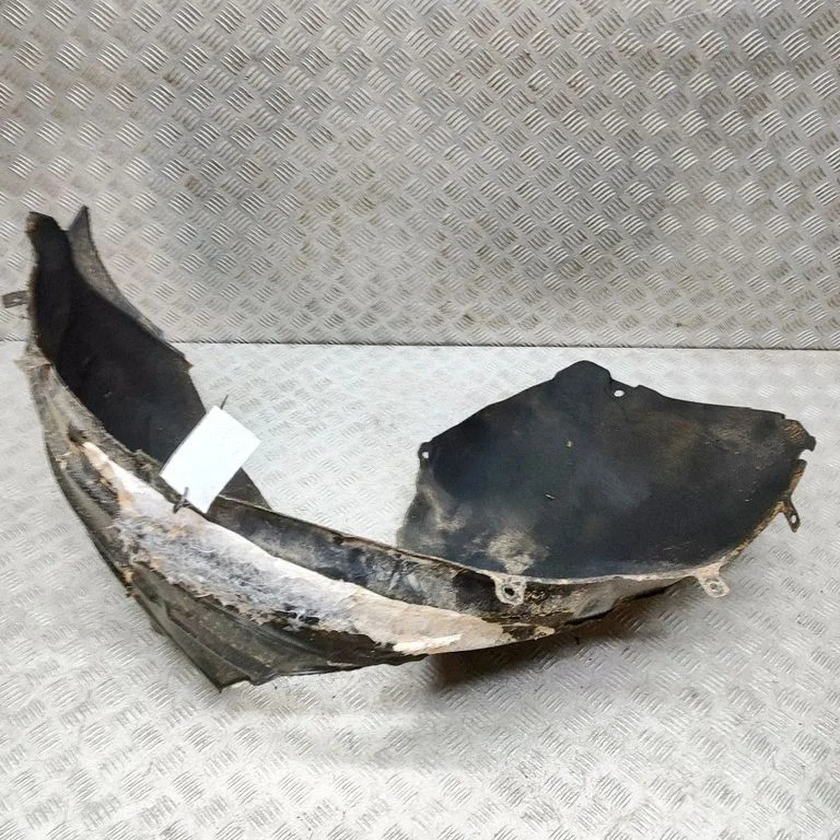 Front wheel arch liner splash guards 1399240100