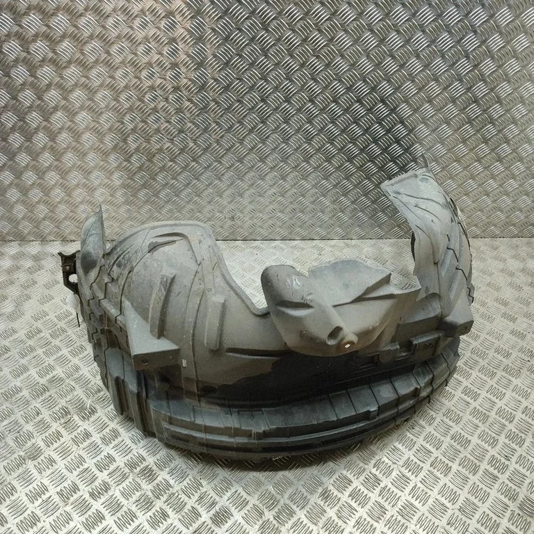 Front wheel arch liner splash guards 638434JA0A