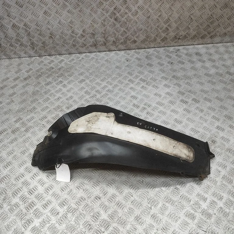 Front wheel arch liner splash guards 86811K4000