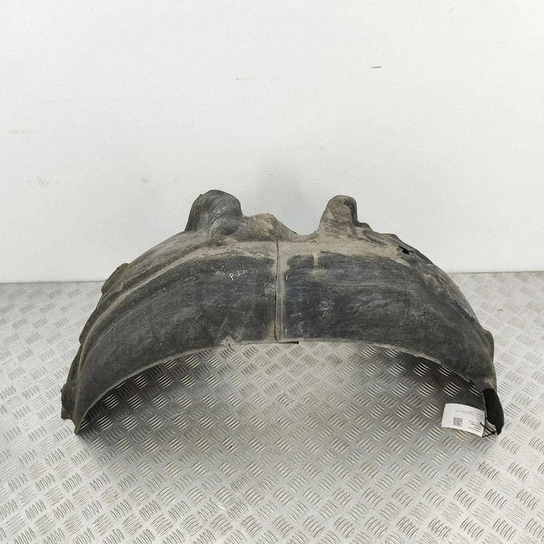 Front wheel arch liner splash guards 4G0821134F