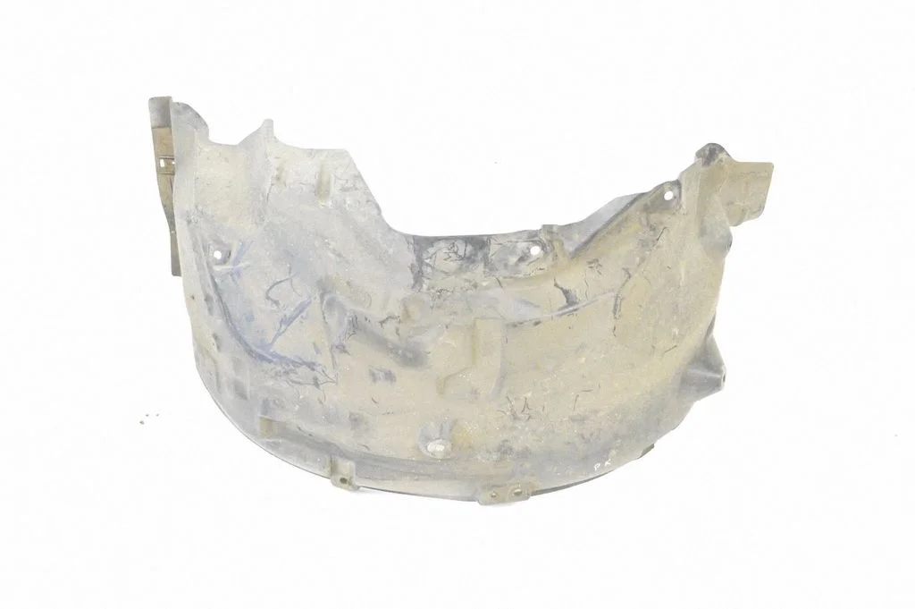 Priekšējais riteņa arkas dubļusargs CLF500253