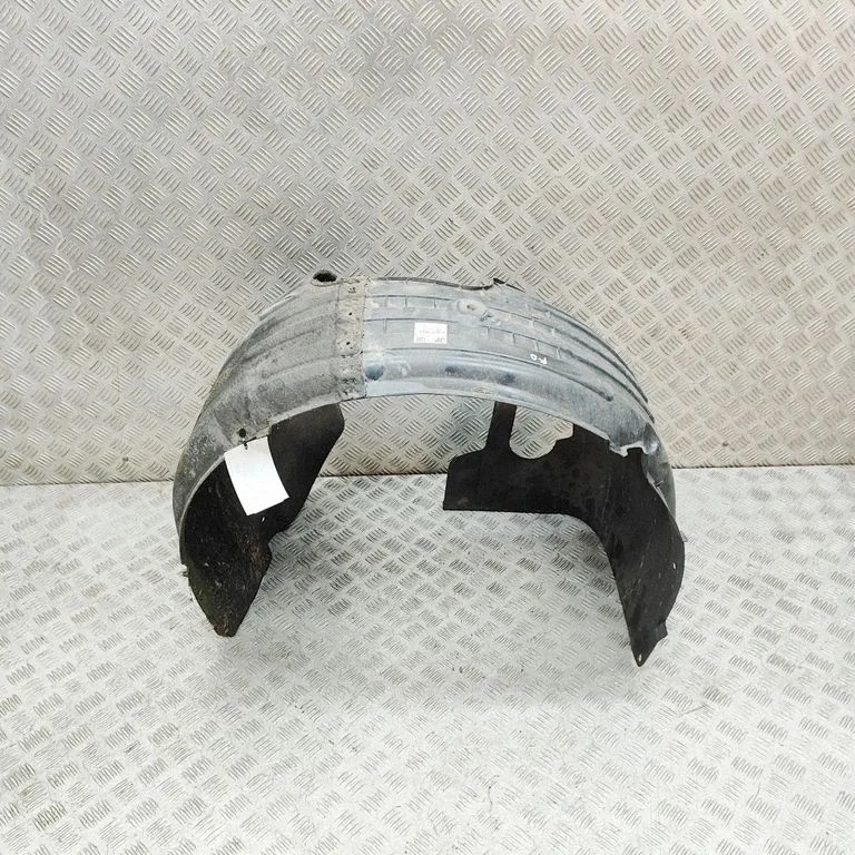 Priekšējais riteņa arkas dubļusargs 86812D4000