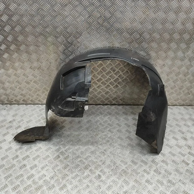 Front wheel arch liner splash guards 51940059