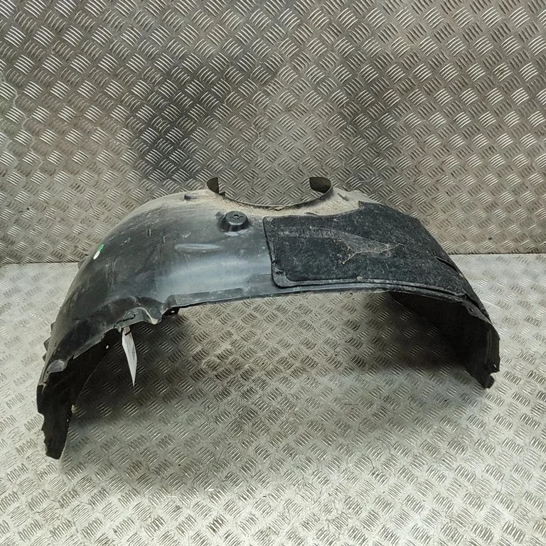 Front wheel arch liner splash guards 9626613