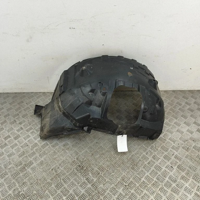 Front wheel arch liner splash guards NE5156140