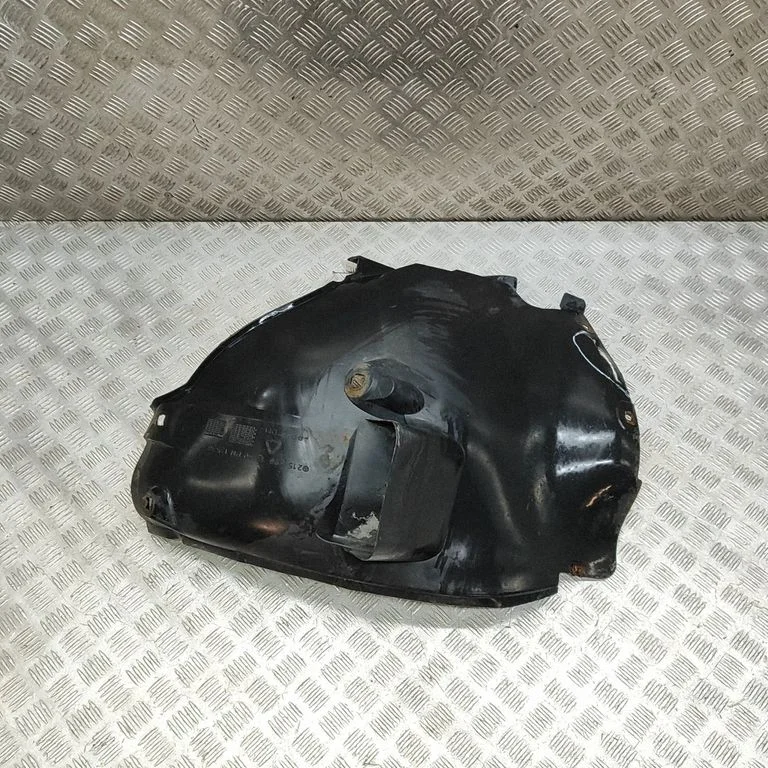 Priekšējais riteņa arkas dubļusargs A2156981330