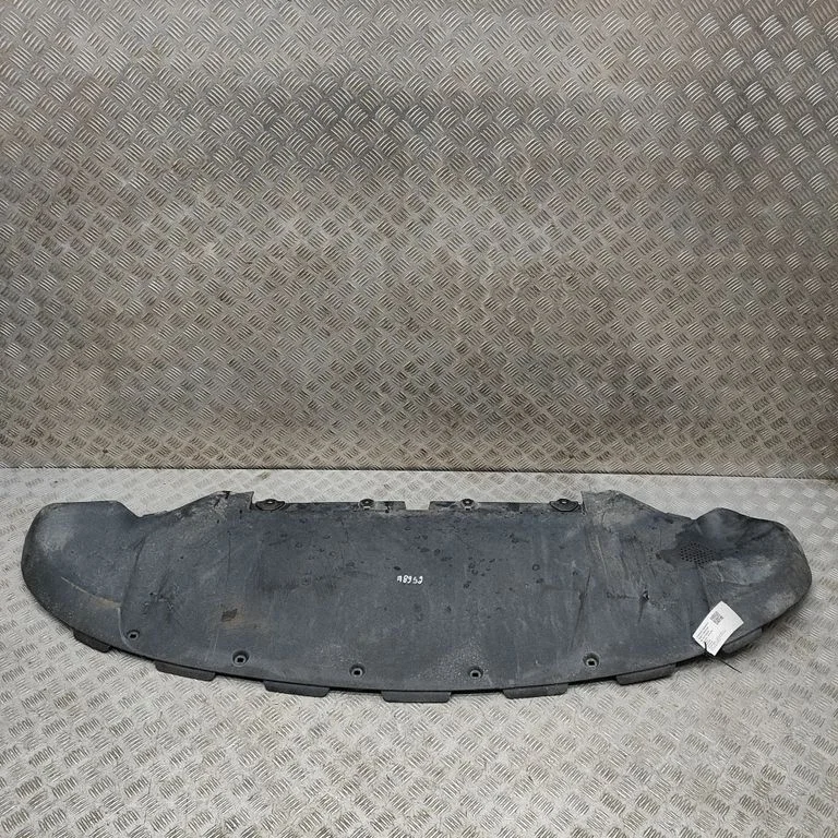 Front bumper skid plate/under tray 161357900C