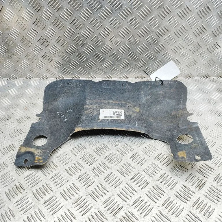 Front bumper skid plate/under tray 7931726