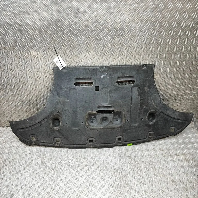 Engine splash shield/under tray 29110CV000