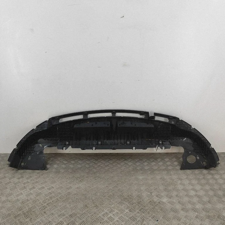 Bampera dibena aizsargs LV4BA8B384J