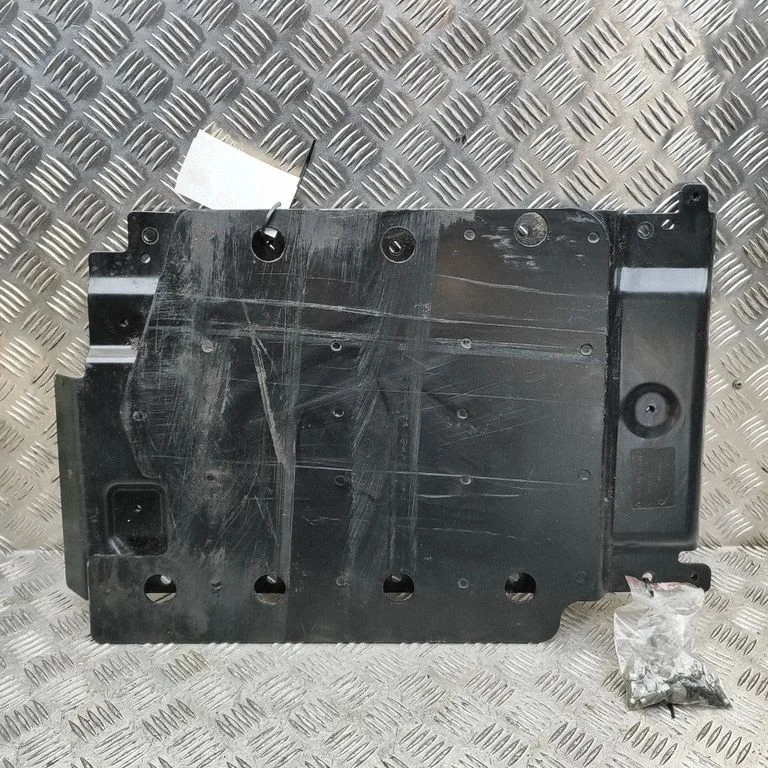 Mootori põhjakaitse M8E210C726AF