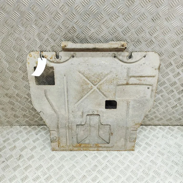 Motora dibena aizsargs FL345D032CC