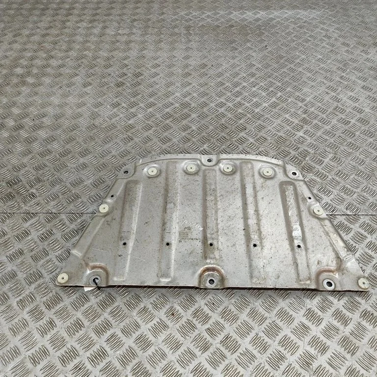 Motora dibena aizsargs 6888088