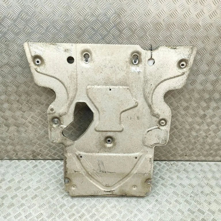 Motora dibena aizsargs FPLA5F002AA