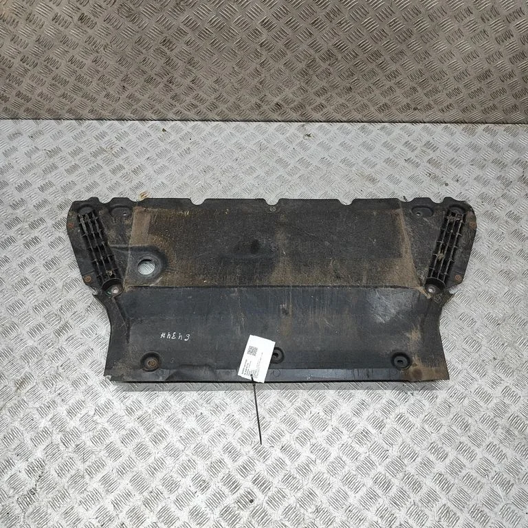 Engine splash shield/under tray 8W0863821B