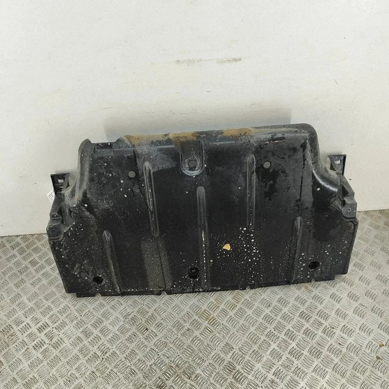 Motora dibena aizsargs 748A03392R
