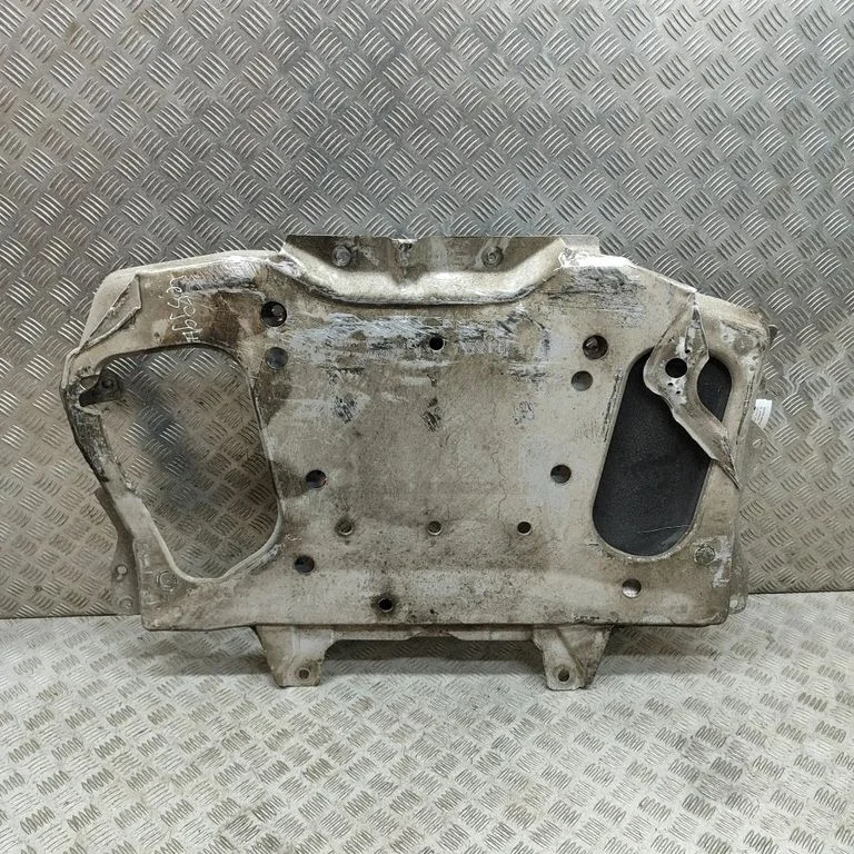Motora dibena aizsargs HPLA7E063CC