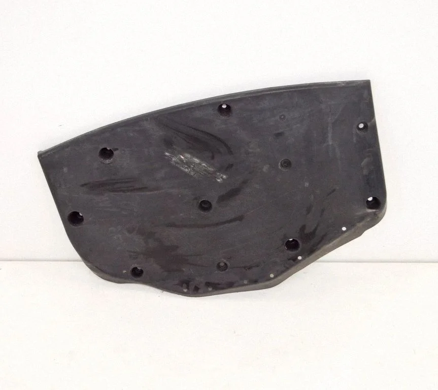 Engine splash shield/under tray 670004358