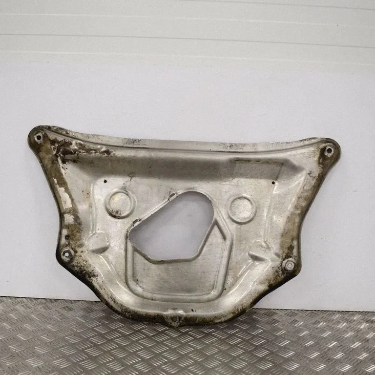 Motora dibena aizsargs 6774186
